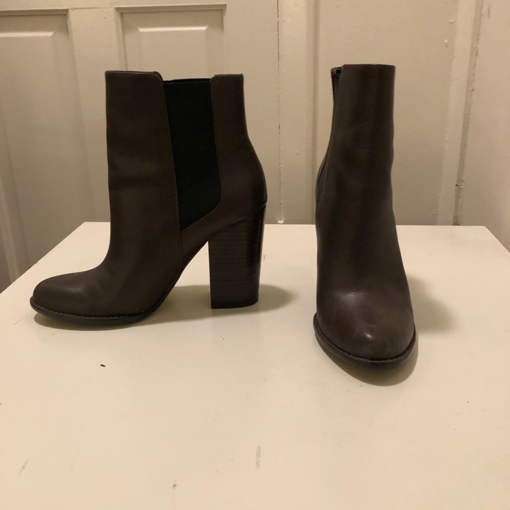 Banana Republic Brown Leather Heeled Booties